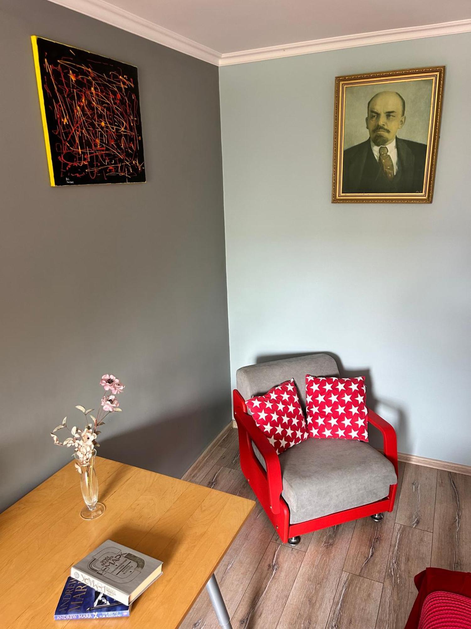 Lenin Street Hostel & Tours Tiraspol Eksteriør bilde