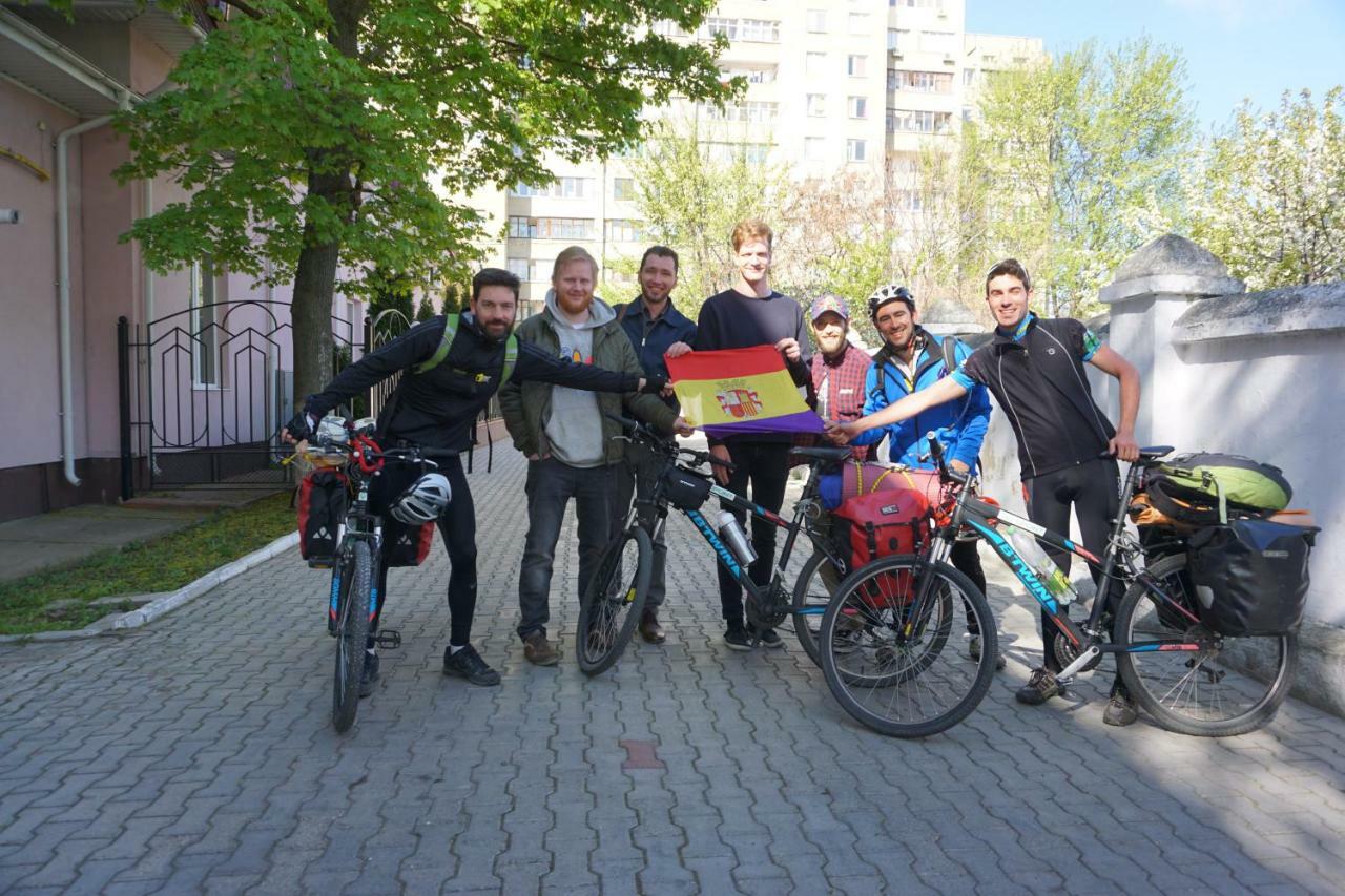 Lenin Street Hostel & Tours Tiraspol Eksteriør bilde